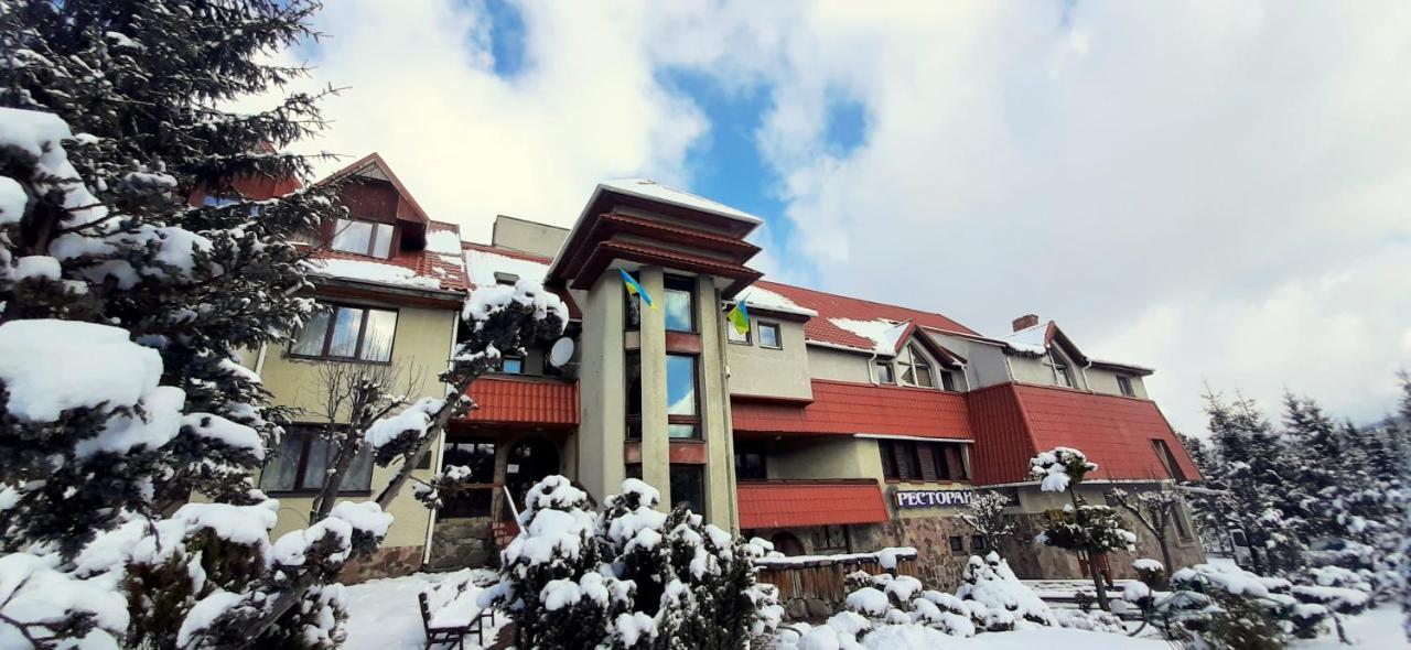 Perlyna Karpat Hotel Slavske Ngoại thất bức ảnh
