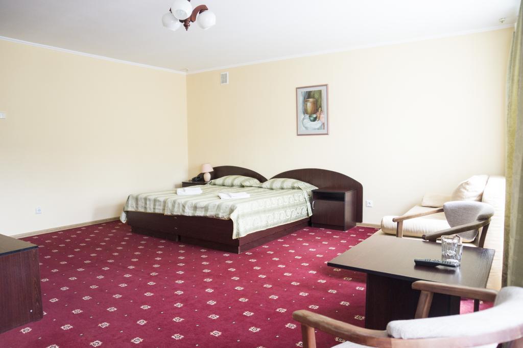 Perlyna Karpat Hotel Slavske Ngoại thất bức ảnh