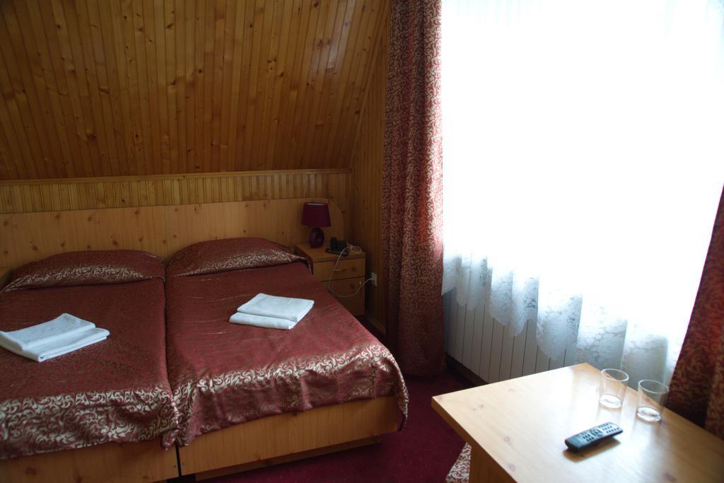 Perlyna Karpat Hotel Slavske Ngoại thất bức ảnh